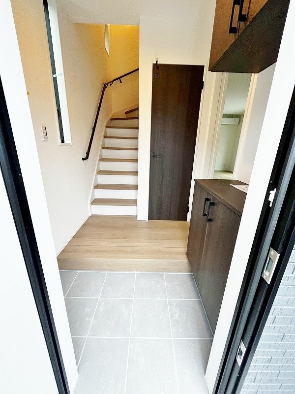 サンラプロ中二十町 玄関