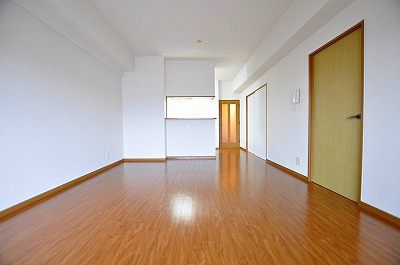 ジャミロ小倉 リビング