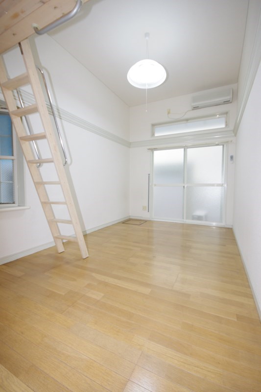 オアシス城野A棟 ベッドルーム