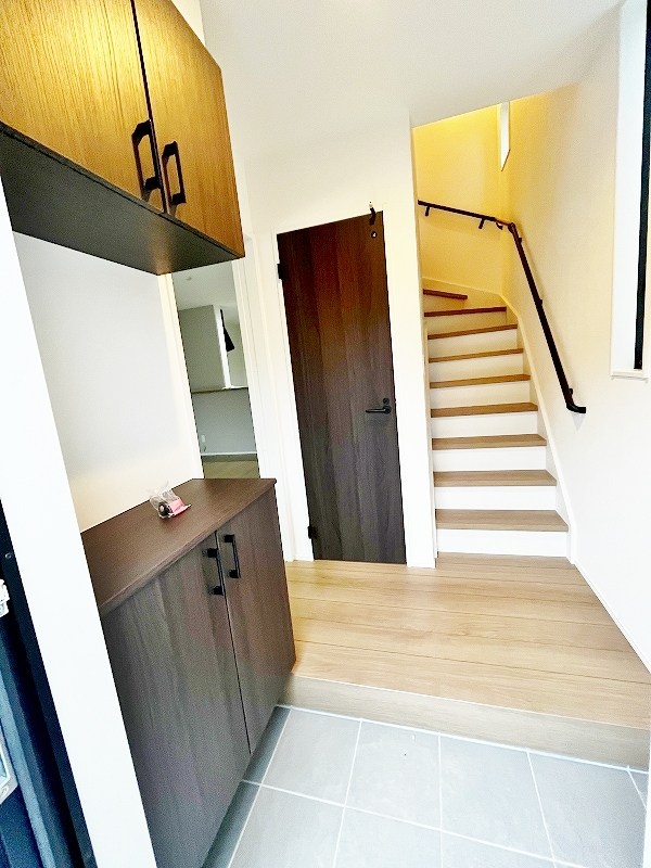 サンラプロ中二十町 玄関