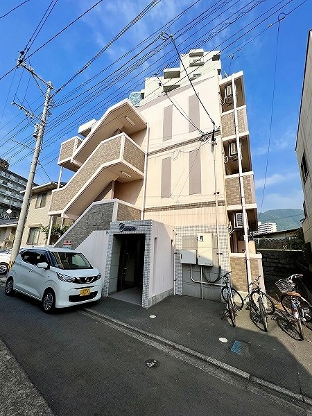 カノン  201号室 外観