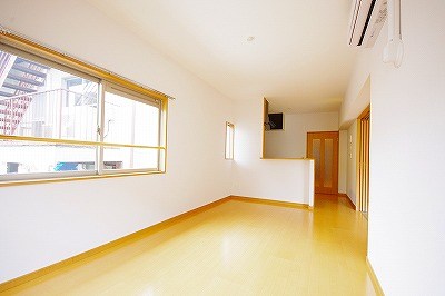 プランドール足原 リビング