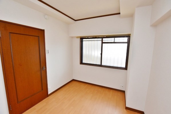 第１０岡部ビル ベッドルーム