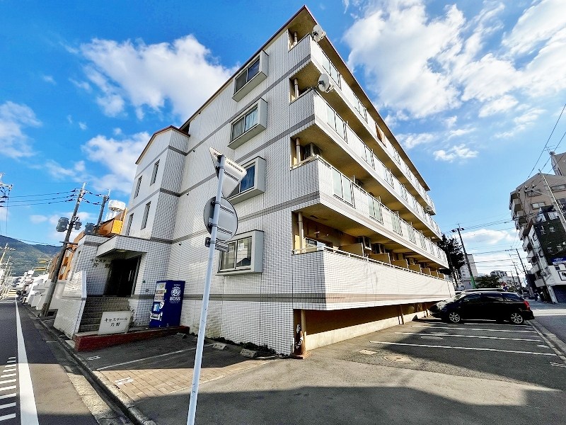 キャステール片野  404号室 外観