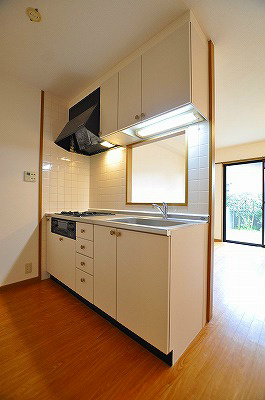 プレザントタウンB キッチン