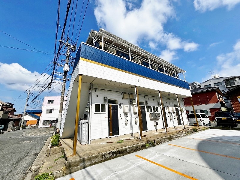 ガーディア城野  205号室 外観