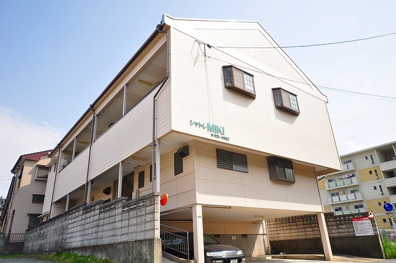 シャトレMIKI 203号室 外観