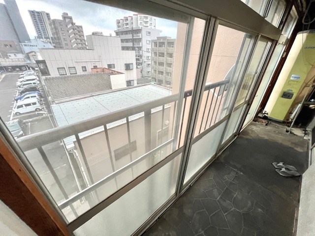 足立レジデンス  ベランダ