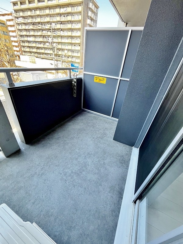 CREWS.REINE（クルーズ.レーヌ） ベランダ