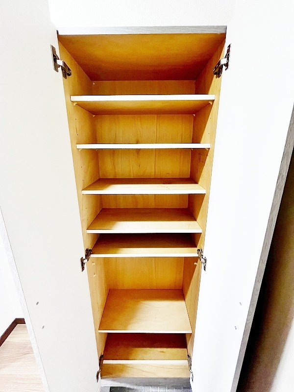 ロイヤルセンターＢＬＤ その他6