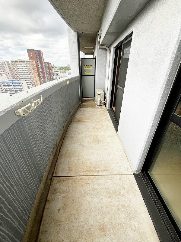 ロイヤルセンターＢＬＤ ベランダ