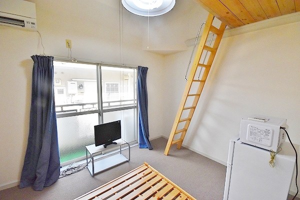 オアシス清水Ⅱ リビング