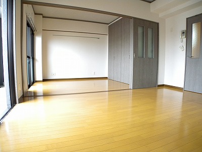 ロイヤルセンターＢＬＤ その他7