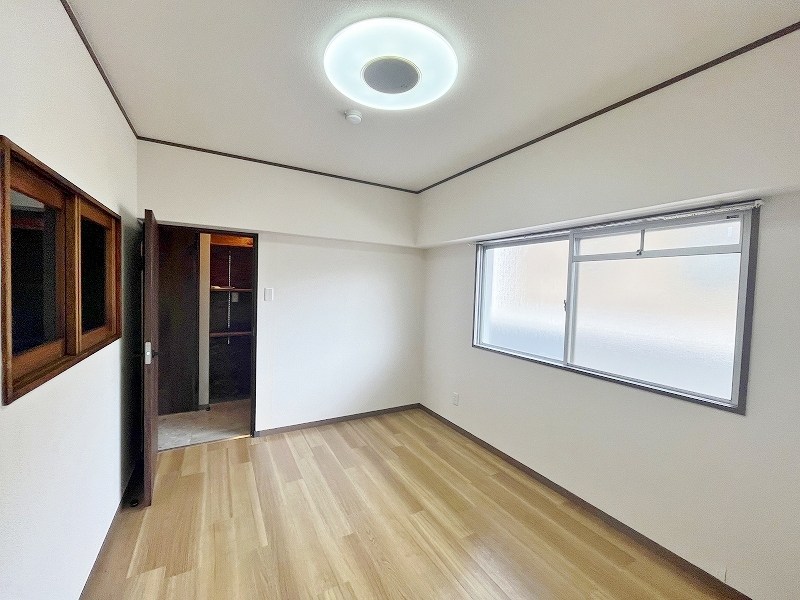 佐藤ビル  ベッドルーム