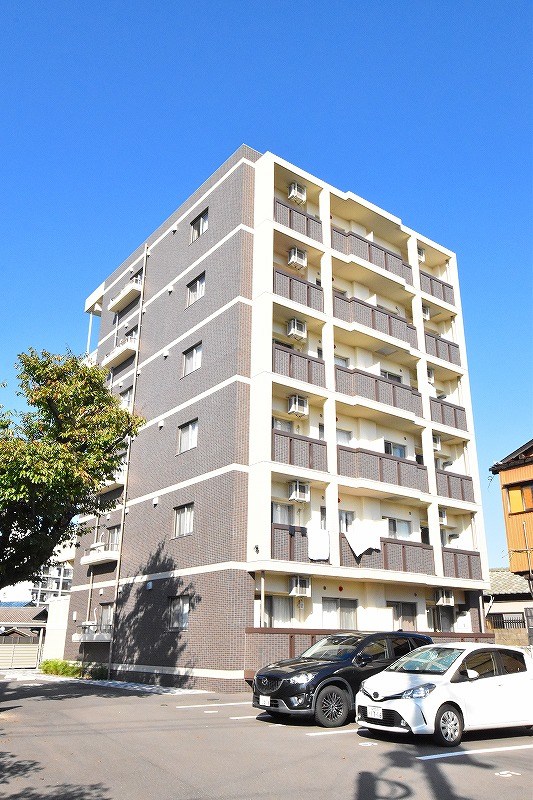 エルティアラ上富野Ⅱ 302号室 外観