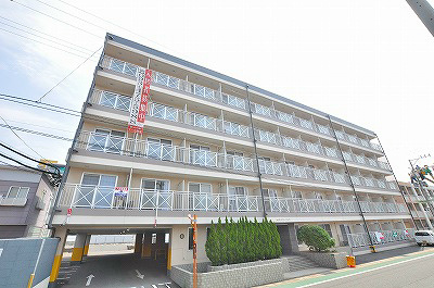 ロイヤルグリーンハイツ 415号室 外観