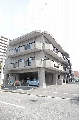 ロージュマン中曽根 105号室 外観