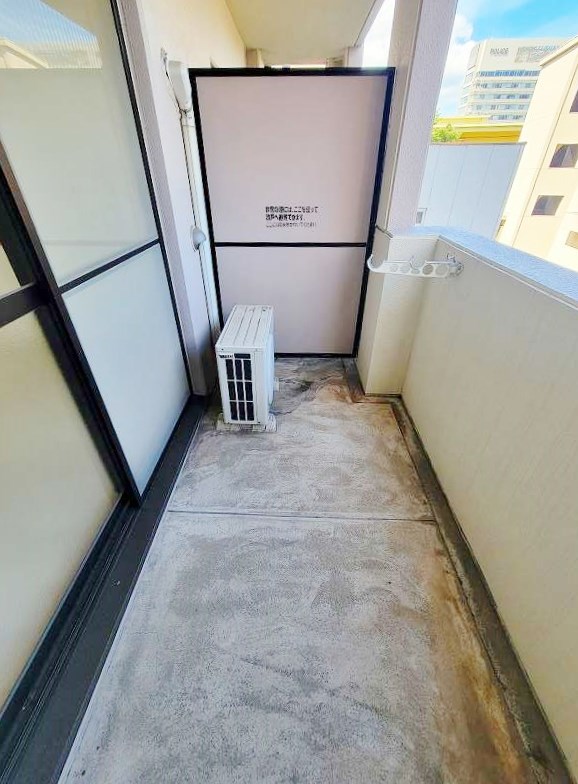 ＷＥＳＴＳＩＤＥ（ウエストサイド） ベランダ