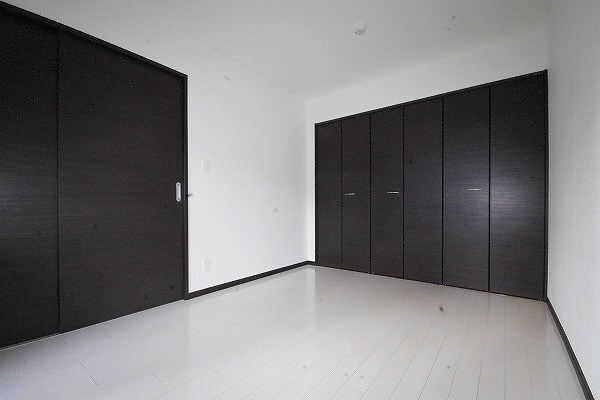 グランドライン緑ヶ丘  ベッドルーム