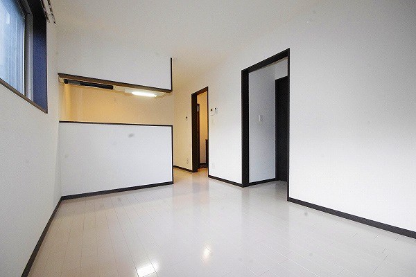 グランドライン緑ヶ丘  リビング