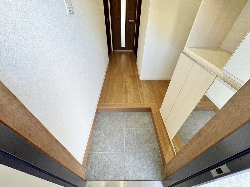 ミリオンコーポラス白藤  玄関