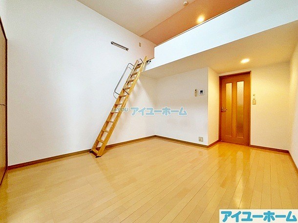 リュミエール  リビング