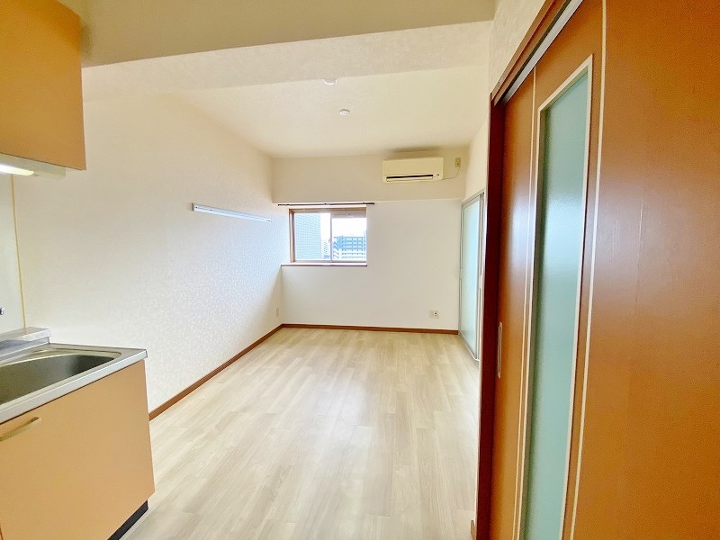 ウィングス砂津 リビング