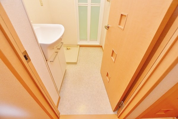 シャトン・アイ　Ｂ棟  その他13