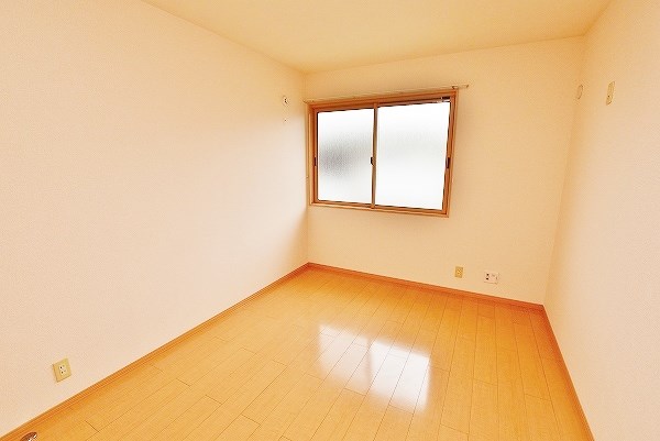 シャトン・アイ　Ｂ棟  ベッドルーム