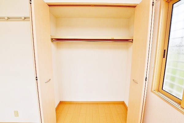 シャトン・アイ　Ｂ棟  その他36