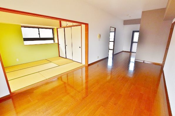 グレートハウス晩餐館  リビング