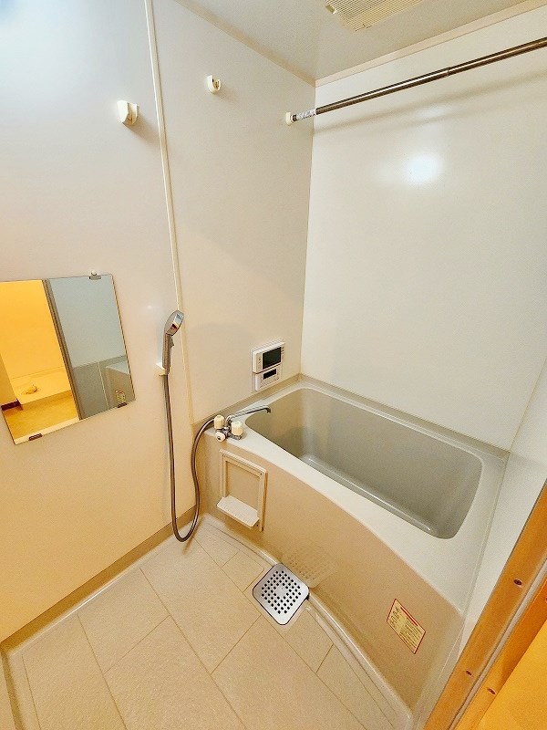 FarPlace小倉西(ファープレイス小倉西) B棟 風呂画像