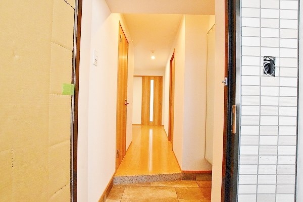 リンデンバウム京町 玄関