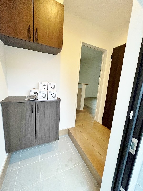 サンラプロ葛原本町Ⅲ 玄関