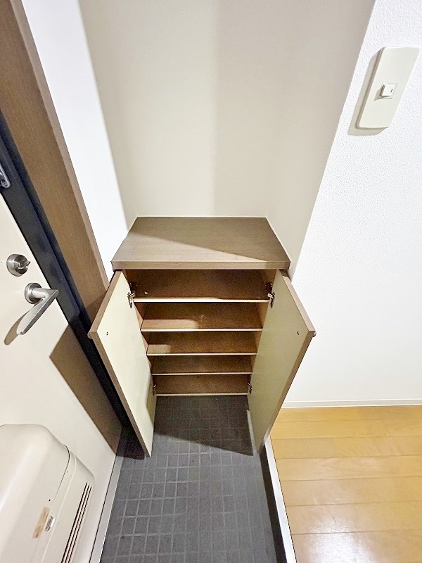 アヴィニール清水  その他6