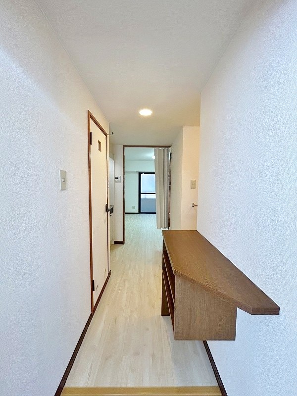 メゾン東武三萩野 玄関