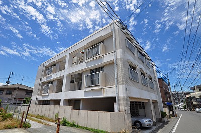 ヴェーチェル小倉北 302号室 外観