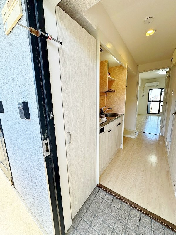 リファレンス片野 玄関