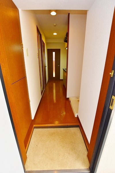 木下鉱産ビル 玄関