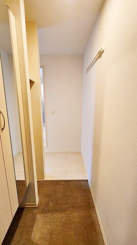 ザ・レジデンスBonjono West（ザ・レジデンスボンジョーノ　ウエスト）  玄関