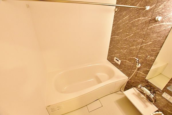 ザ・レジデンスBonjono East（ザ・レジデンスボンジョーノ　イースト） 風呂画像