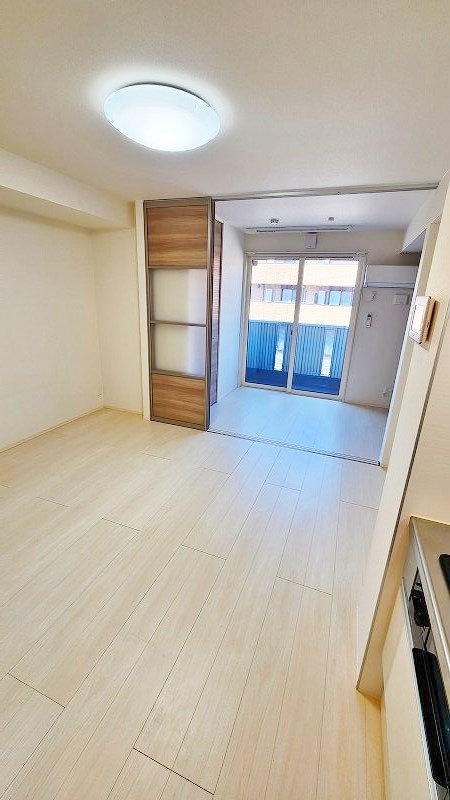 ザ・レジデンスBonjono West（ザ・レジデンスボンジョーノ　ウエスト）  リビング