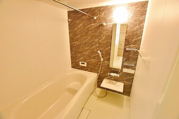 ザ・レジデンスBonjono East（ザ・レジデンスボンジョーノ　イースト） 風呂画像