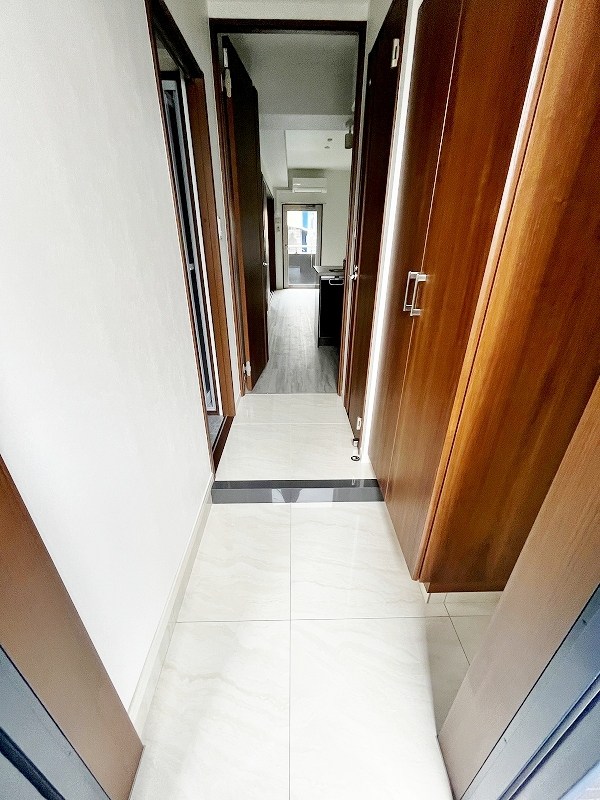 プレジデンス　ざ　三萩野 玄関