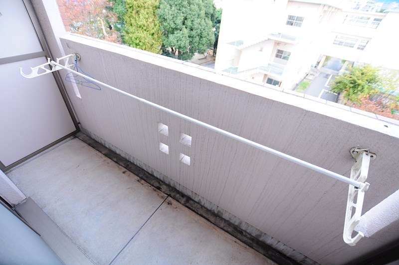 吉野町ワンルームマンション ベランダ