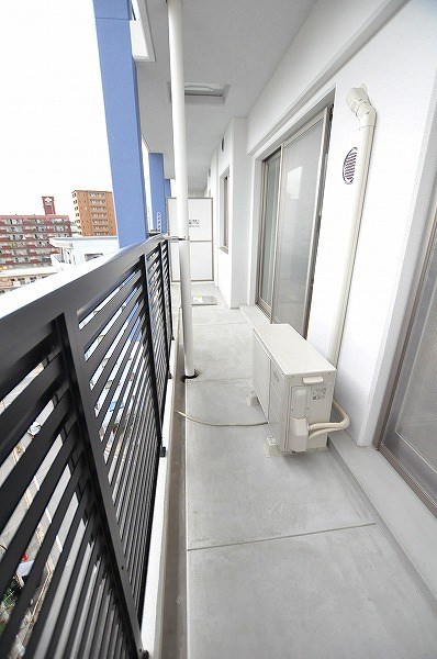 レジナスイート田町 ベランダ