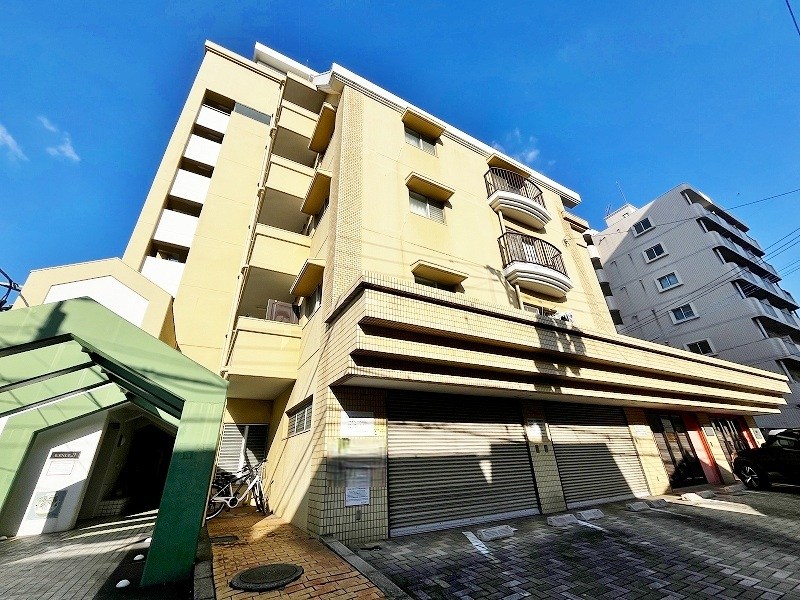 アベニュー２１ 301号室 外観