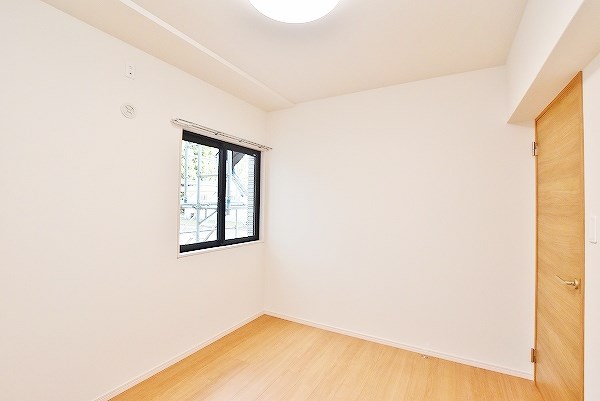 クローリス仙水 ベッドルーム