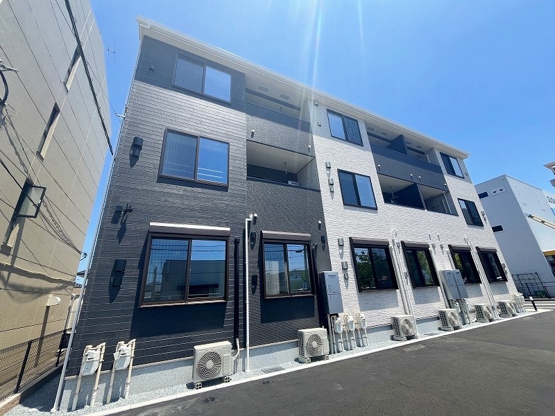 ルーミー新町  102号室 外観