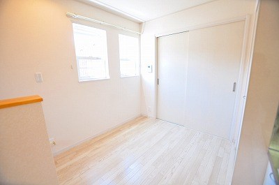 ラディエ足原 リビング